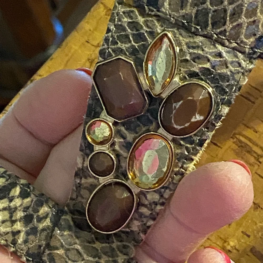 Vionic Flat Leather Faux Snake Skin Sandals, Size 8 - Picture 5 of 7